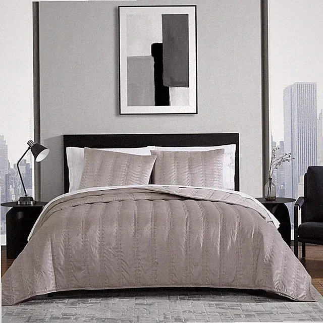 King Quilt Set, Super Soft Bedding Set with Matching Shams, Modern Room Ess...
