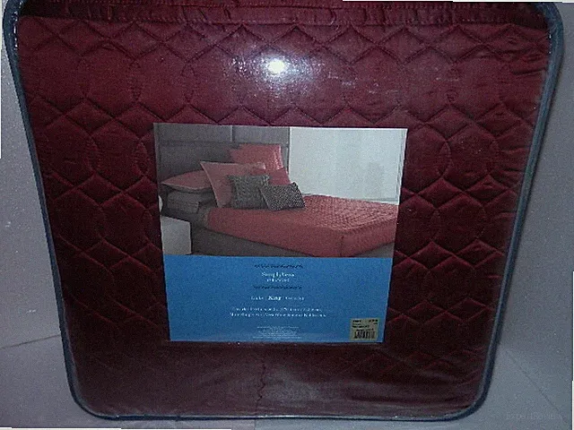 new no warranty Simply Vera Wang Links King coverlet cover let link simplyvera