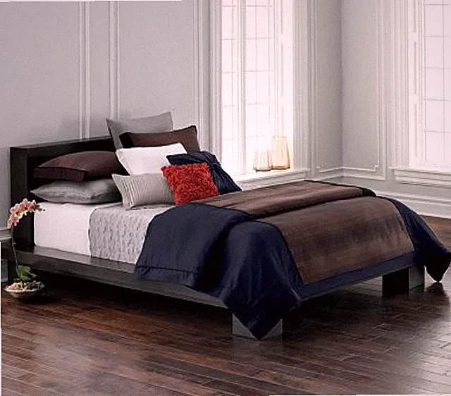 NEW Simply Vera Wang Ombre Stripe King Comforter, Shams Set Navy Blue