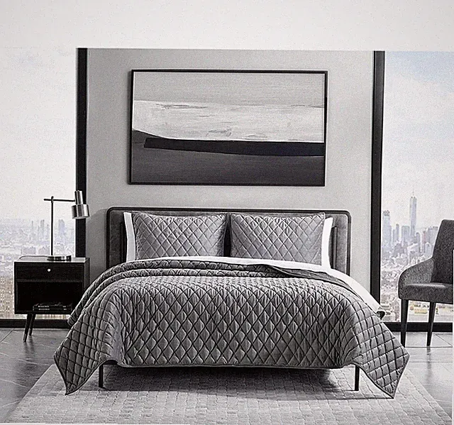 NIP Vera Wang Diamond Pattern Charcoal Gray Velvet King Quilt & Shams Set 3pc