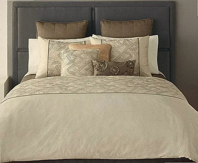 Simply VERA WANG Infinity QUEEN Bed Comforter Set, 4-pc w/Shams & Bedskirt *read