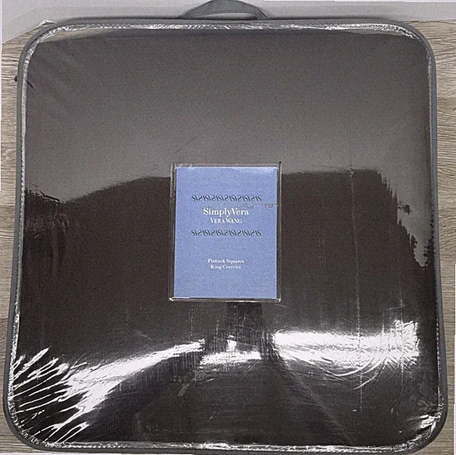 Simply Vera Wang King Coverlet Pintuck Squares Brand New 108”x90” Brown