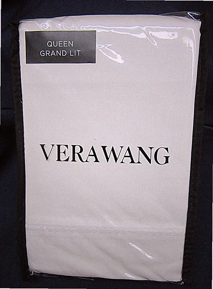 TWO VERA WANG QUEEN PILLOWCASES OEKO-TEX® 100% Cotton Sateen Khaki