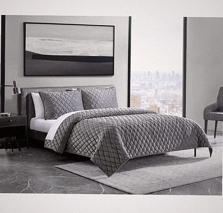 Vera Wang "Diamond Velvet" 3 Pc King Coverlet & Shams Set, New!