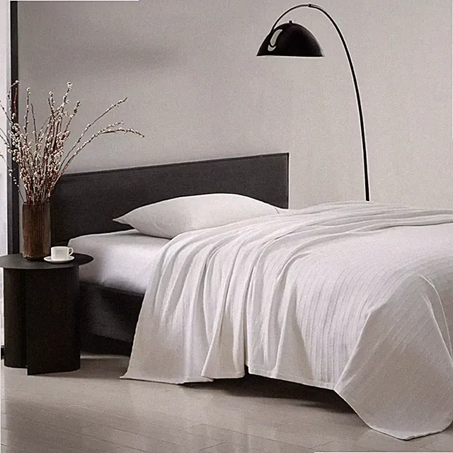 VERA WANG FULL/QUEEN DESIGNER COTTON BLANKET BLANKET MEDIUM WEIGHT NIP