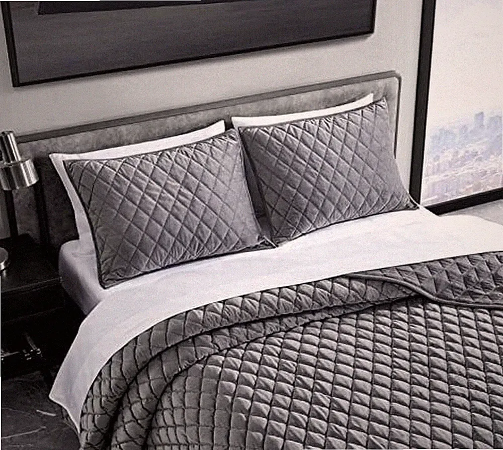 vera wang velvet bedding