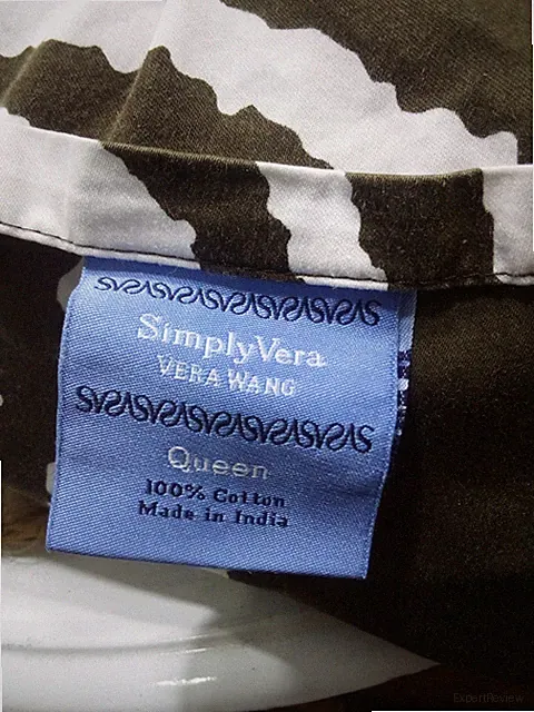 Vera WangComplete Bed Set Queen Size Bed Skirt, Sheets, Pillowcases